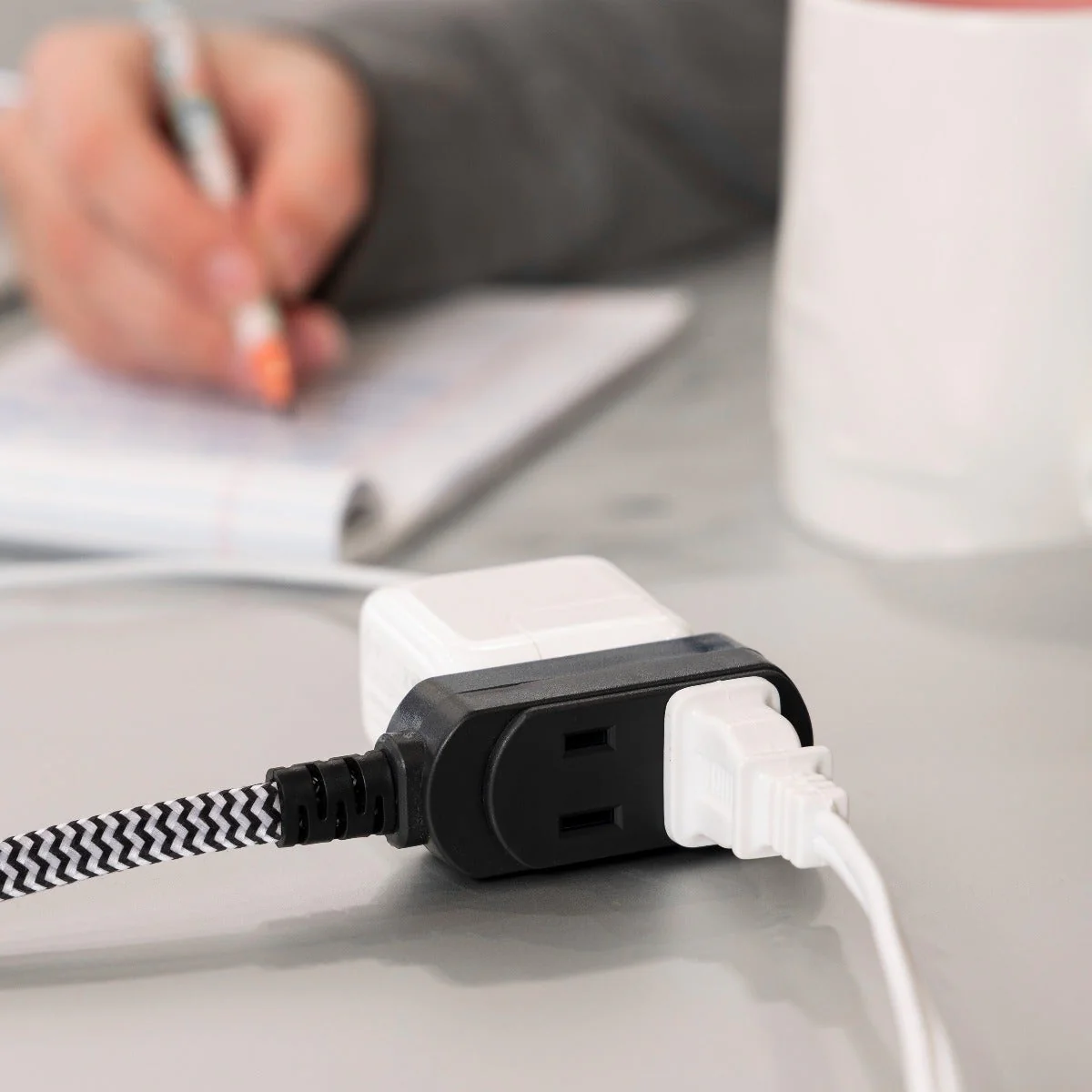 Cordinate 3-Outlet 8ft. Braided Extension Cord with Flat Plug, Black/White - Image 5