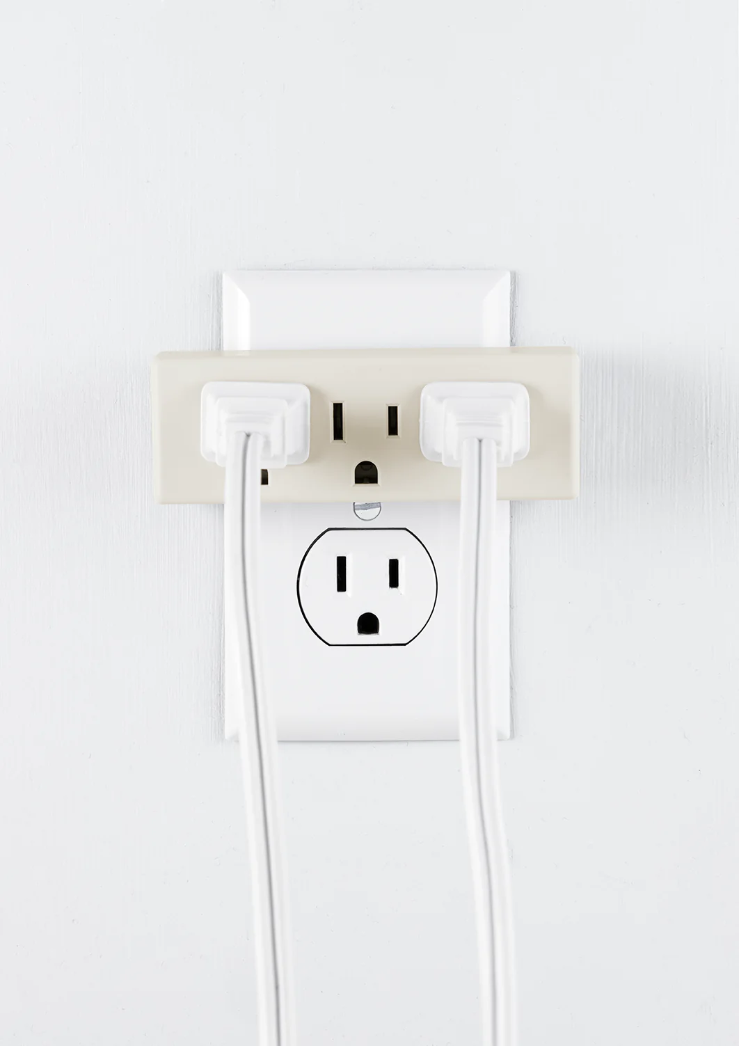 GE 3-Outlet Wall Tap, Light Almond - Image 4