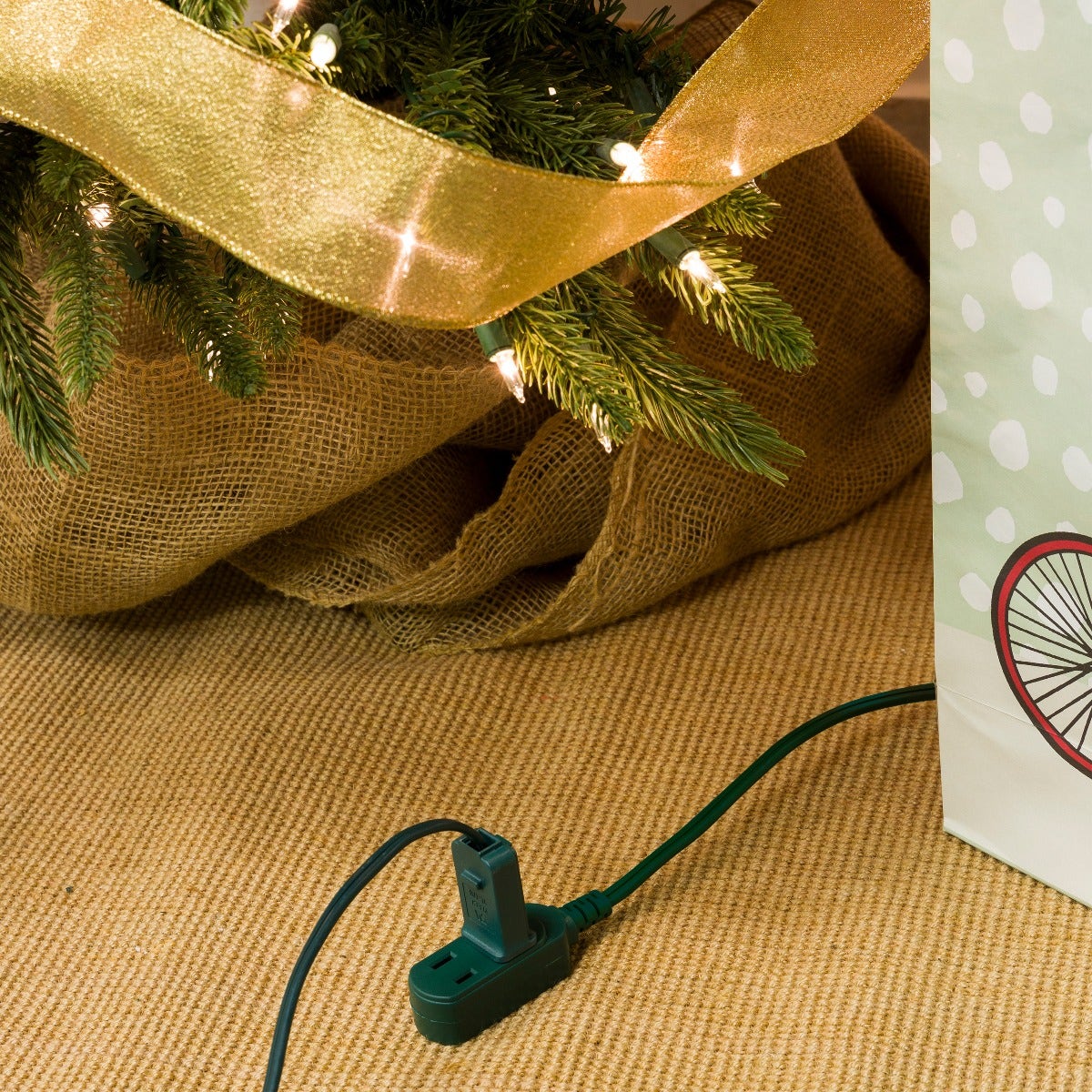 Philips 3-Outlet 15ft. Extension Cord with Flat Plug, Green - Image 7