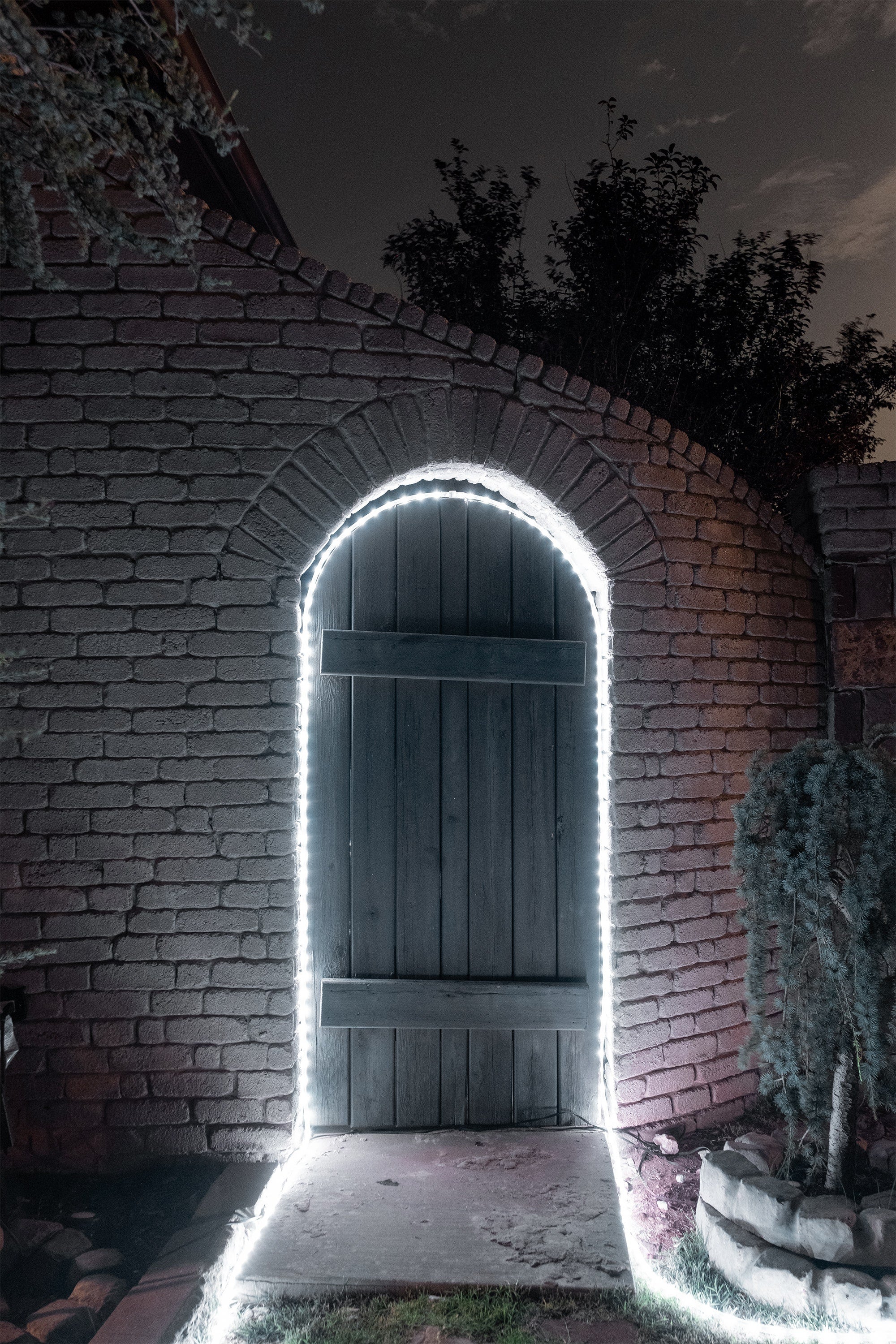 UltraPro Escape Indoor/Outdoor LED Rope Light, 16ft., Cool White, Black - Image 4