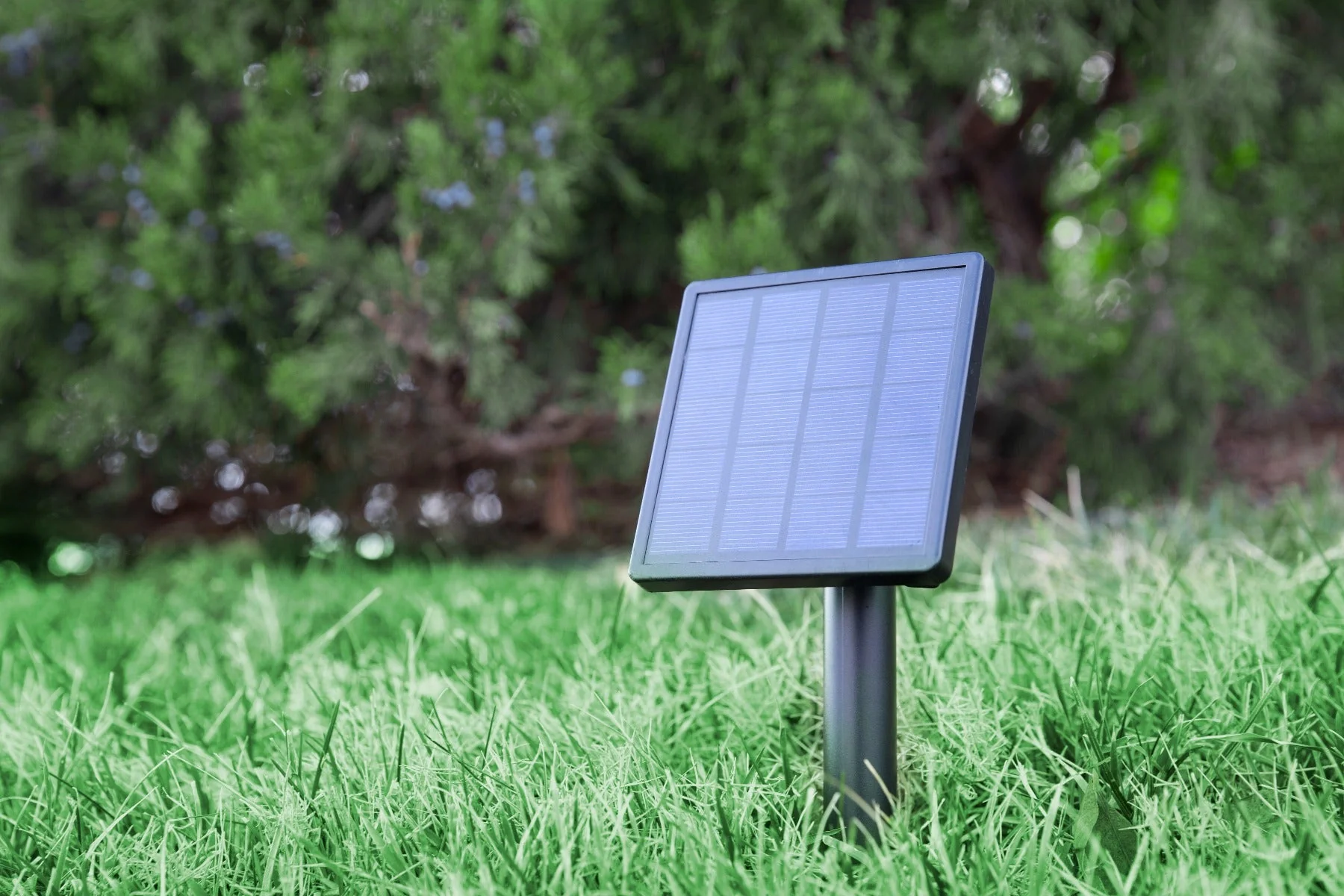 UltraPro USB Solar Panel Power Source, Black - Image 7