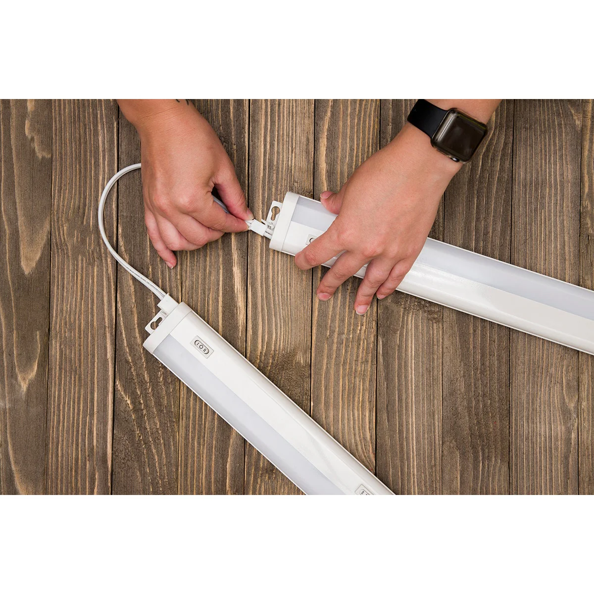 UltraPro 24in. Under Cabinet Light Fixture Linking Cord, White - Image 6